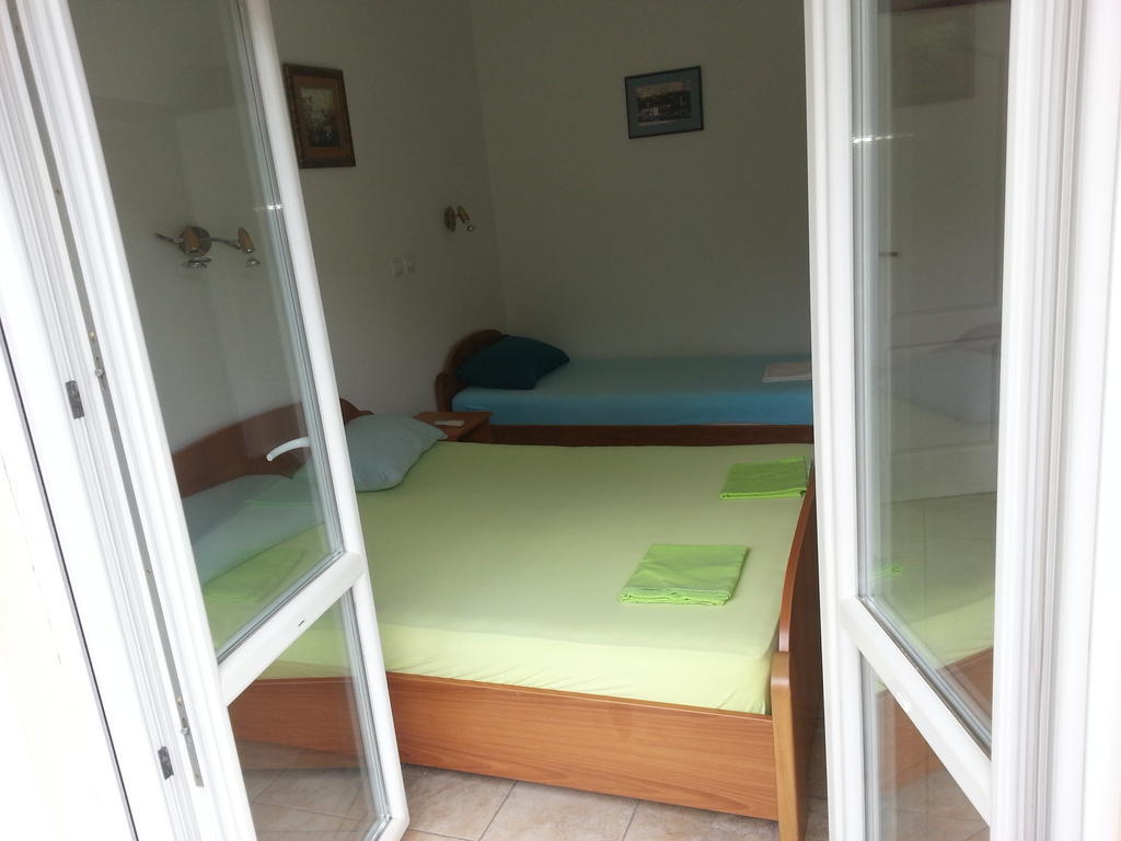 Apartments Montenegro Risan Cuckovic Oda fotoğraf